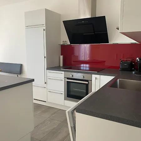 Burgblick Haus Fux-immo, 10min Zum Skifahren, 10 Min Zum See, Rundherum Wandern Und Radeln