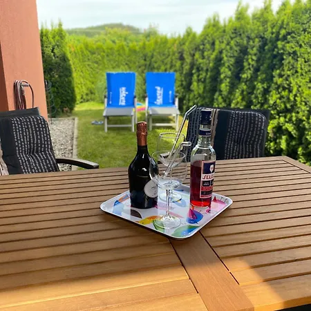 Burgblick Haus Fux-immo, 10min Zum Skifahren, 10 Min Zum See, Rundherum Wandern Und Radeln Apartment