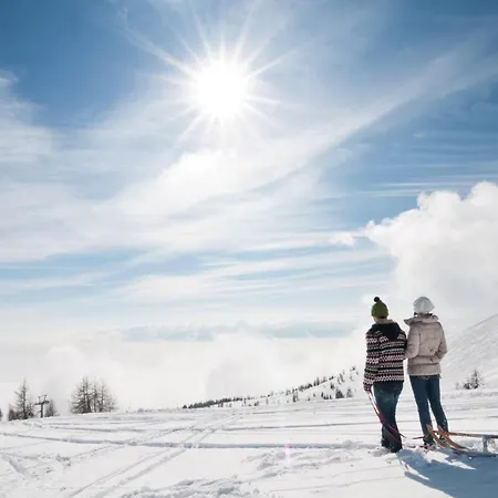 Burgblick Haus Fux-immo, 10min Zum Skifahren, 10 Min Zum See, Rundherum Wandern Und Radeln شقة فيلاخ
