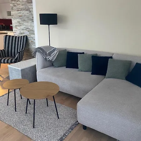 Burgblick Haus Fux-immo, 10min Zum Skifahren, 10 Min Zum See, Rundherum Wandern Und Radeln Apartmán Villach