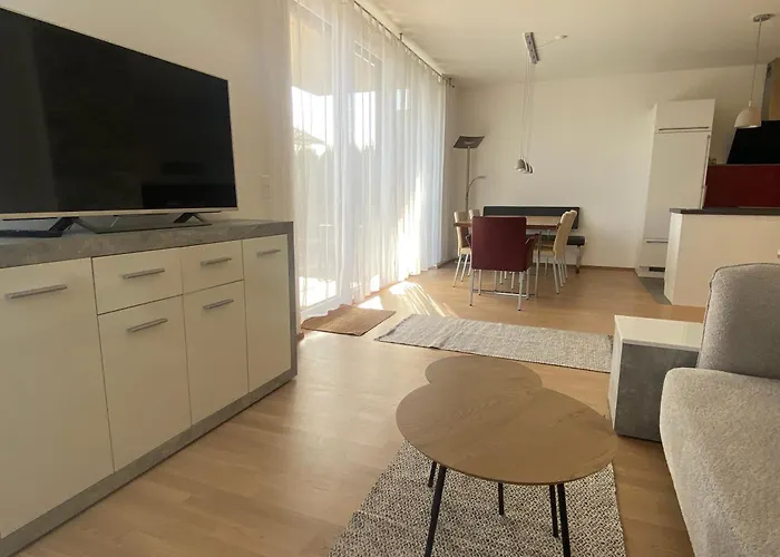 Burgblick Haus Fux-immo, 10min Zum Skifahren, 10 Min Zum See, Rundherum Wandern Und Radeln فيلاخ