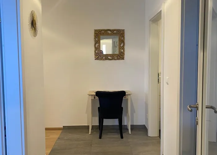 Burgblick Haus Fux-immo, 10min Zum Skifahren, 10 Min Zum See, Rundherum Wandern Und Radeln شقة فيلاخ