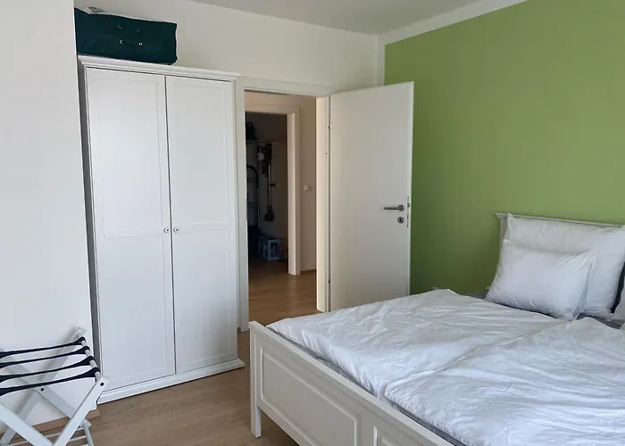 Apartament Burgblick Haus Fux-immo, 10min Zum Skifahren, 10 Min Zum See, Rundherum Wandern Und Radeln *