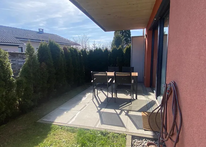 شقة Burgblick Haus Fux-immo, 10min Zum Skifahren, 10 Min Zum See, Rundherum Wandern Und Radeln *