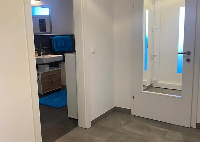 Burgblick Haus Fux-immo, 10min Zum Skifahren, 10 Min Zum See, Rundherum Wandern Und Radeln *