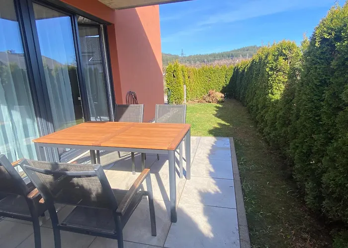 Burgblick Haus Fux-immo, 10min Zum Skifahren, 10 Min Zum See, Rundherum Wandern Und Radeln Apartament