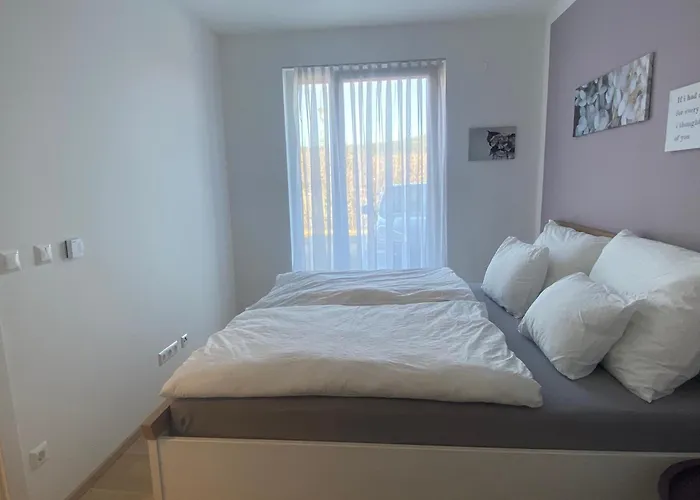 Apartament Burgblick Haus Fux-immo, 10min Zum Skifahren, 10 Min Zum See, Rundherum Wandern Und Radeln